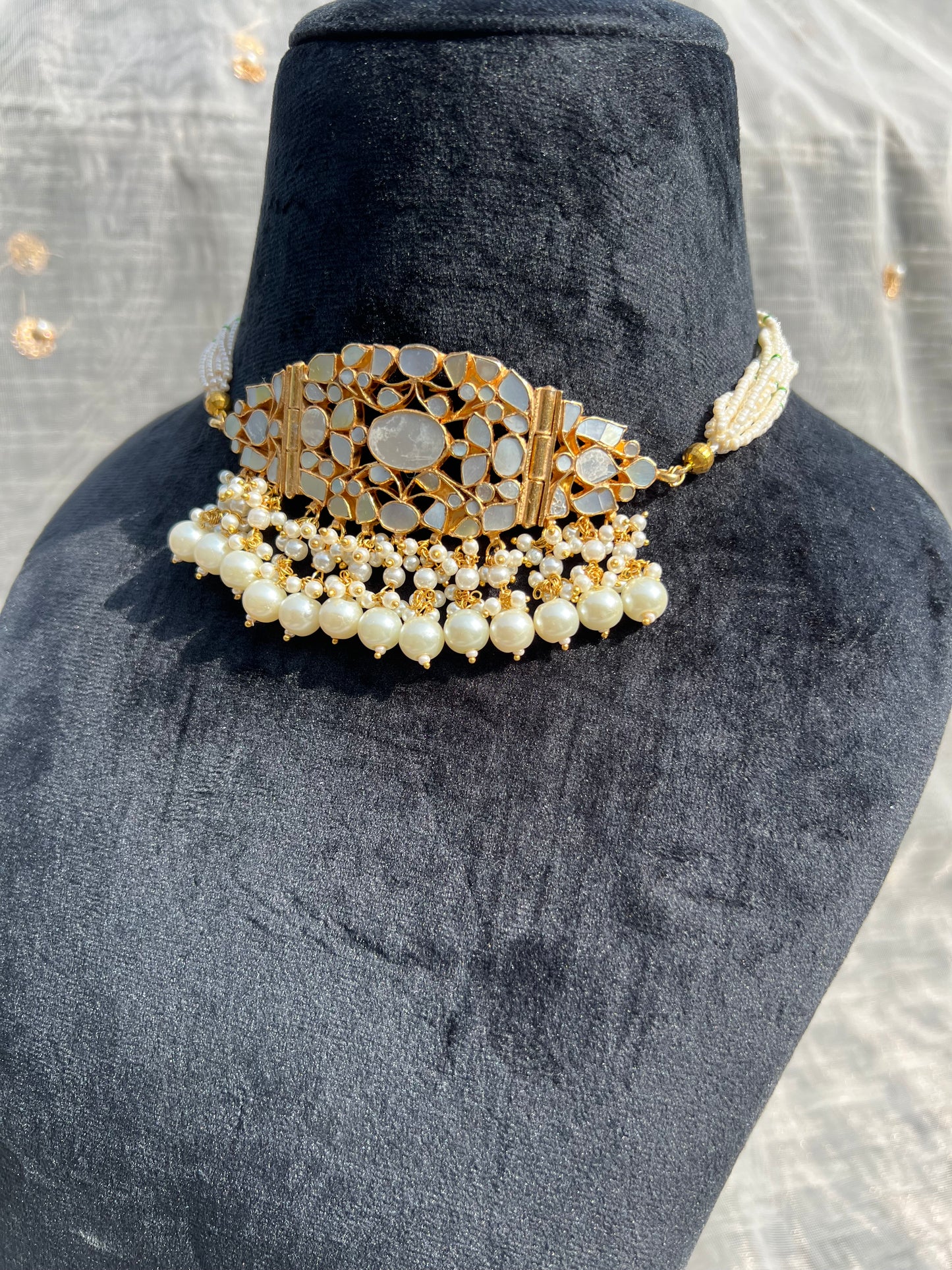 BA75 Mother of Pearl Necklace set