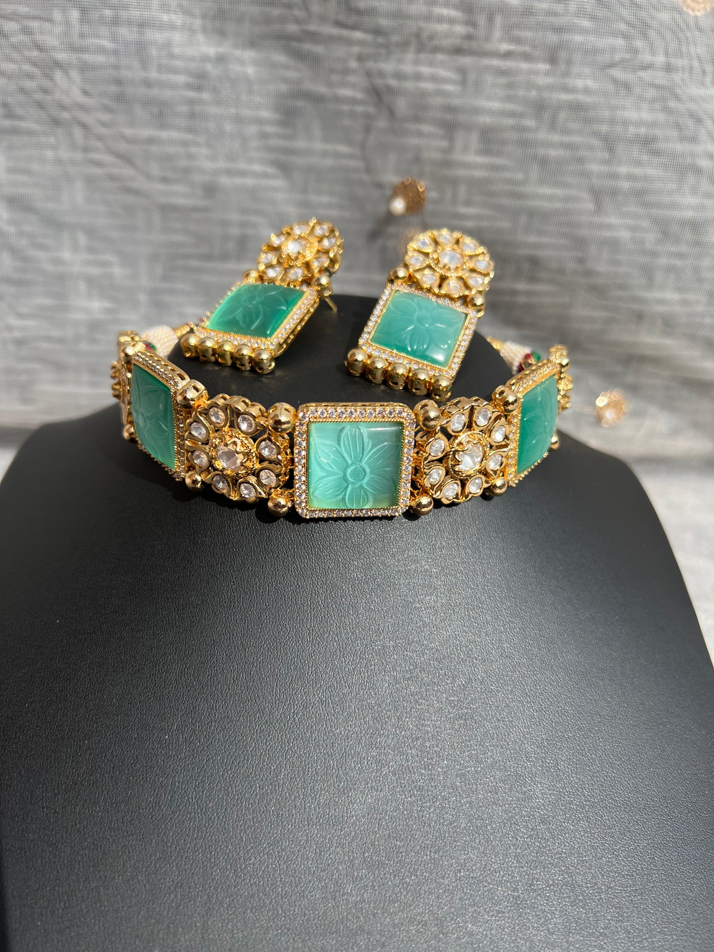 SKU3 Square Stone Choker Set - Mint