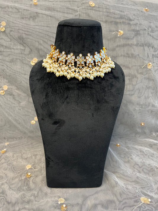 BA105 Mother of Pearl Necklace set