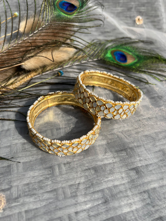 BA58 Mother of Pearl Bangles