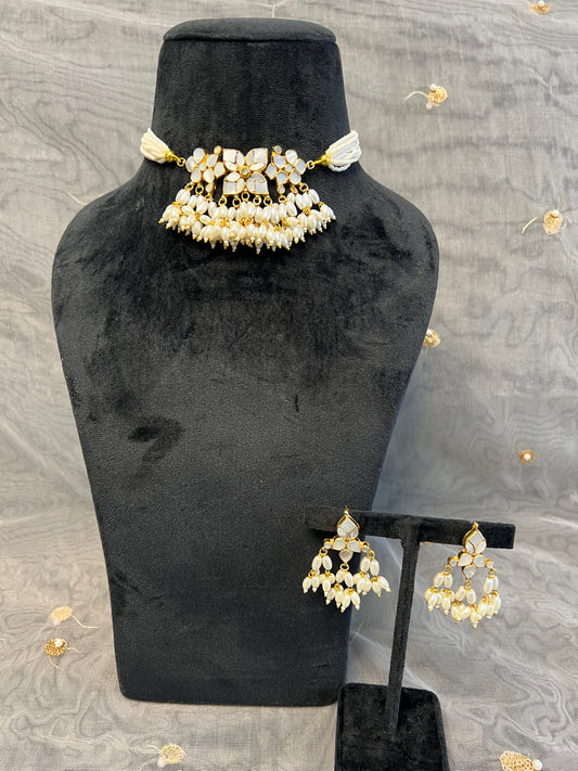 BA112 Mother of Pearl Necklace set