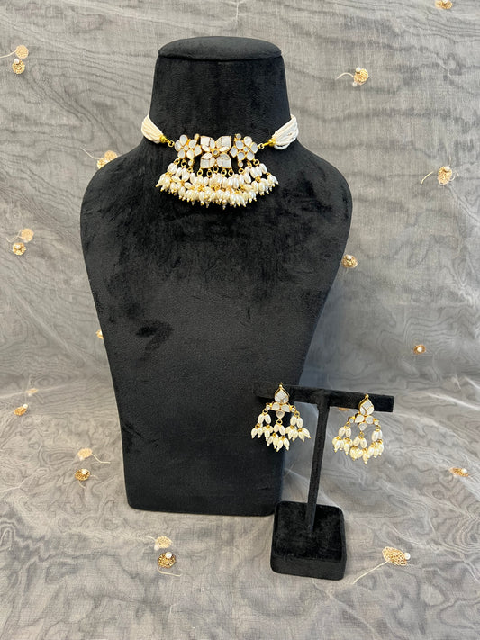 BA112 Mother of Pearl Necklace set