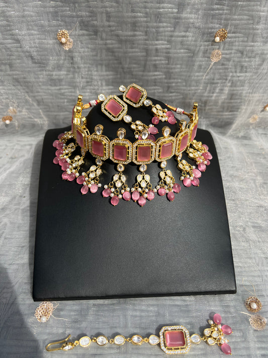 SKU31 Linear Tyaani Kundan Necklace set